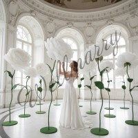 Аренда ростовых бумажных цветов "Пионы белые White/Green"